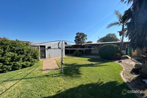 51 Donaldson St, Queens Park, WA 6107