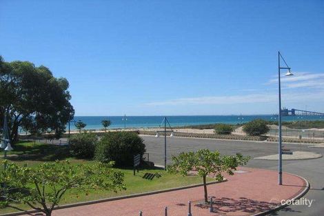 Property photo of 61 Rockingham Beach Road Rockingham WA 6168