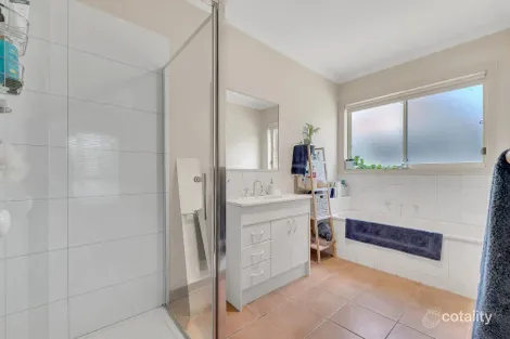 Property photo of 1/47 Rossack Drive Grovedale VIC 3216