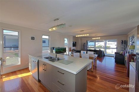 134 Woongarra Scenic Dr, Bargara, QLD 4670