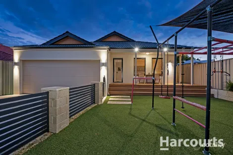 Property photo of 32 Castroreale Boulevard Sinagra WA 6065