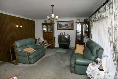 Property photo of 50 Windang Road Primbee NSW 2502