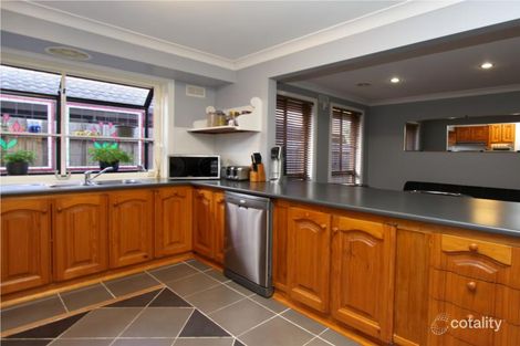 Property photo of 11 Weiskof Drive Hoppers Crossing VIC 3029