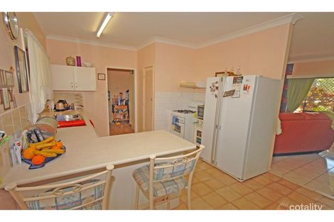 Property photo of 1 Seahorse Crescent Lammermoor QLD 4703