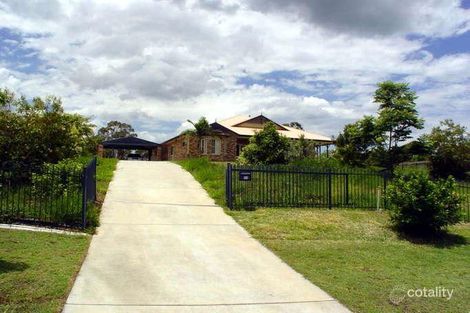 Property photo of 11 Lagoon Crescent Bellbowrie QLD 4070