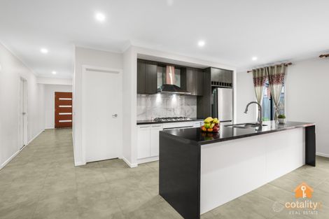 Property photo of 8 Maribyrnong Way Cobblebank VIC 3338