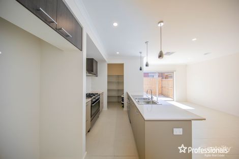 Property photo of 22 Scorpio Road Weir Views VIC 3338