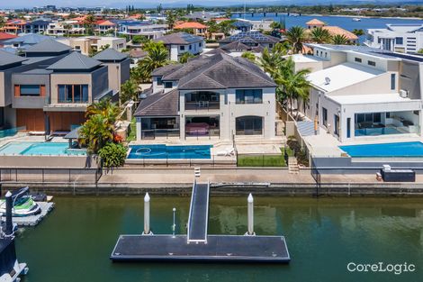 Property photo of 11 Queen Anne Court Paradise Point QLD 4216