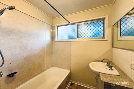 Property photo of 12 Flinders Drive Moranbah QLD 4744