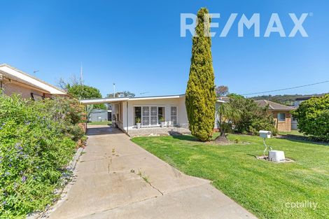 Property photo of 35 White Avenue Kooringal NSW 2650