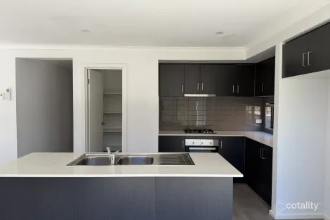 Property photo of 19 Sanctum Drive Weir Views VIC 3338