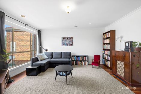 Property photo of 94 Stirling Drive Lake Gardens VIC 3355