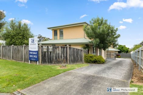 Property photo of 1/4 Wyndham Avenue Cowes VIC 3922