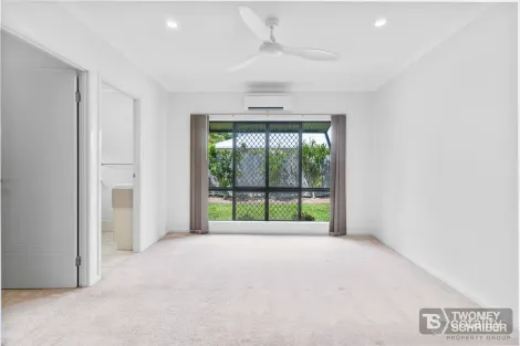 Property photo of 30 Moojeeba Way Trinity Park QLD 4879