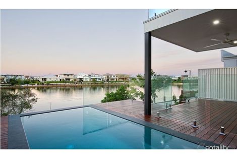 Property photo of 52 Reflection Crescent Birtinya QLD 4575