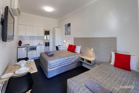 Property photo of 1 Dundas Street Emerald QLD 4720