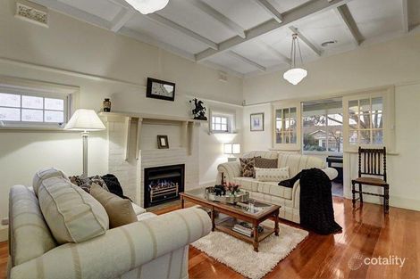Property photo of 15 Robbins Street Ivanhoe VIC 3079