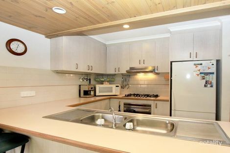 Property photo of 6 Thames Boulevard Werribee VIC 3030