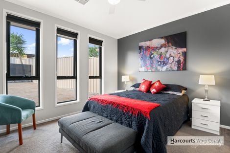 Property photo of 4 Robe Court Seaford Rise SA 5169