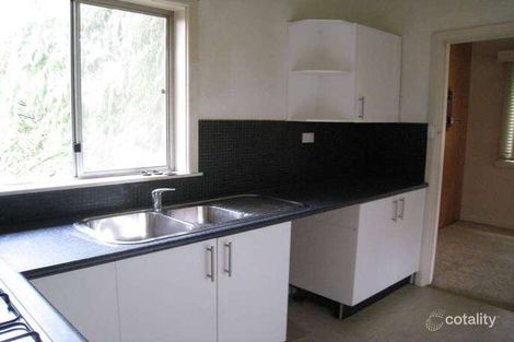 24 Vialls Ave, Parkdale, VIC 3195