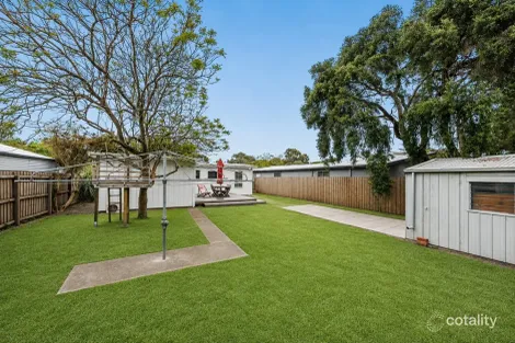 Property photo of 6 Cronulla Court Barwon Heads VIC 3227