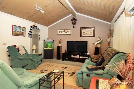 Property photo of 6 Thames Boulevard Werribee VIC 3030