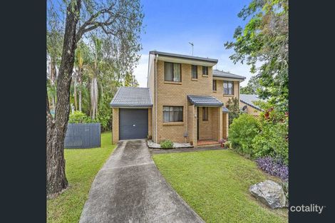 2/36 Government Rd, Labrador, QLD 4215