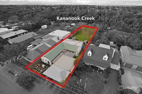 Property photo of 18 Beach Grove Seaford VIC 3198