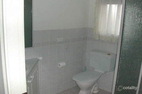 Property photo of 2/16 Echuca Place Cowra NSW 2794