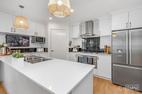 Property photo of 12 Topsham Way Caversham WA 6055