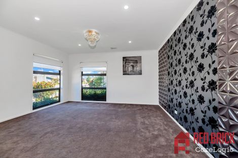 Property photo of 33 Punyibah Street Crace ACT 2911