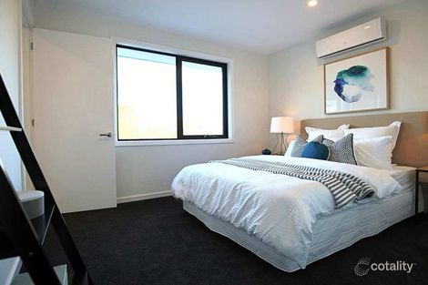 Property photo of 1/10 Avondale Grove Mount Waverley VIC 3149