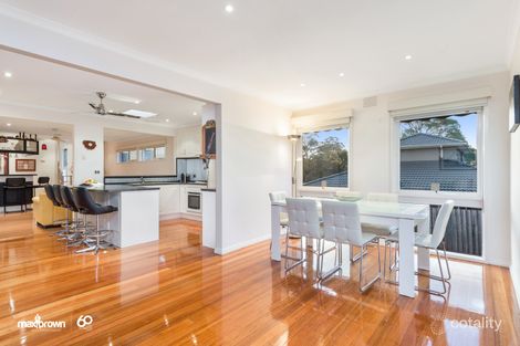 Property photo of 30 Batterbee Drive Mooroolbark VIC 3138