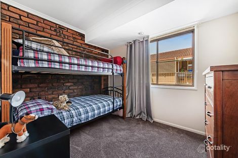 Property photo of 1/2 Landsborough Avenue Scarborough QLD 4020