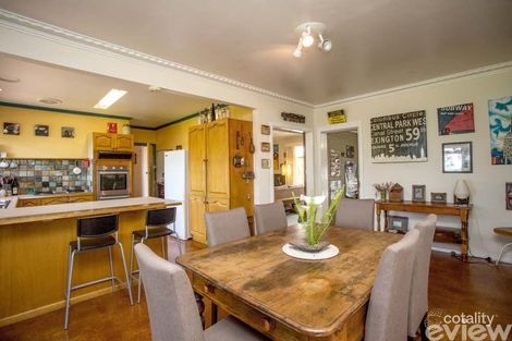 Property photo of 14 Bangalay Avenue Frankston South VIC 3199