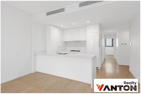Property photo of 305E/1-9 Allengrove Crescent North Ryde NSW 2113