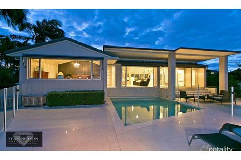 Property photo of 2 Outlook Parade Ormiston QLD 4160