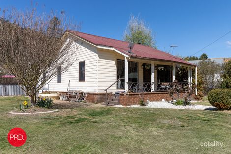 20 Foxlow St, Captains Flat, NSW 2623