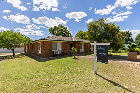 18 Grevillea Cres, Lake Albert, NSW 2650
