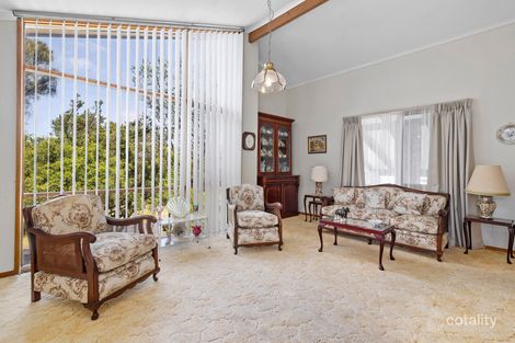 Property photo of 10 Alathea Court Rye VIC 3941