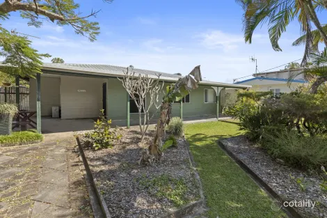 10 OUTRIDGE AVE, POONA, QLD 4650