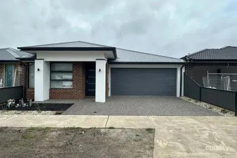 Property photo of 15 Lovicks Road Wollert VIC 3750