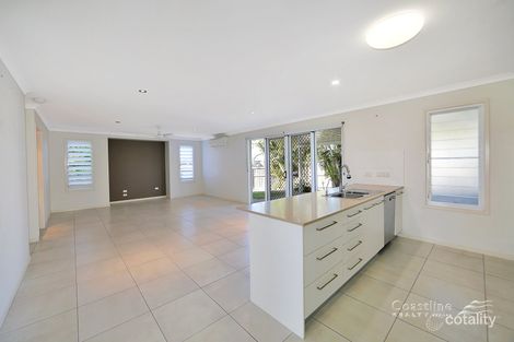 Property photo of 5 Starfish Crescent Bargara QLD 4670