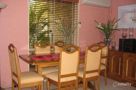 Property photo of 36 Serrata Circuit Forest Lake QLD 4078