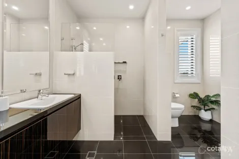 Property photo of 25 Buccaneer Court Surfers Paradise QLD 4217