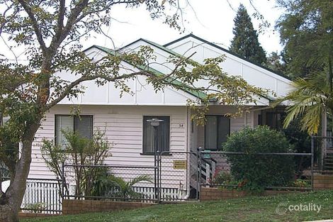 34 Reuben St, Holland Park, QLD 4121