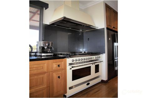 Property photo of 434 Morangup Road Morangup WA 6083
