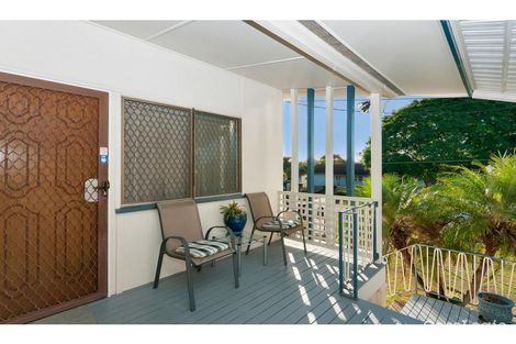 33 Lawson St, Oxley, QLD 4075