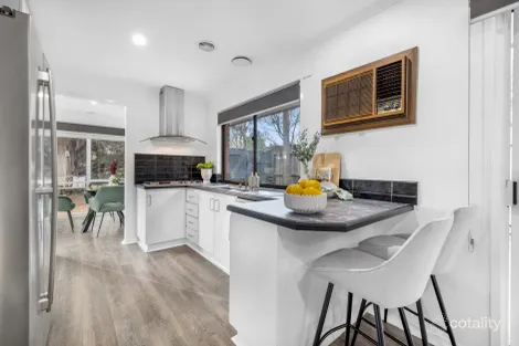 Property photo of 51 Bryden Drive Ferntree Gully VIC 3156