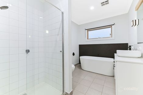 Property photo of 20 Carnarvon Street Lang Lang VIC 3984